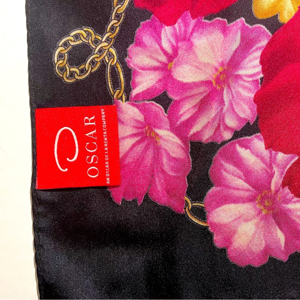 Oscar scarf by Oscar de la Renta